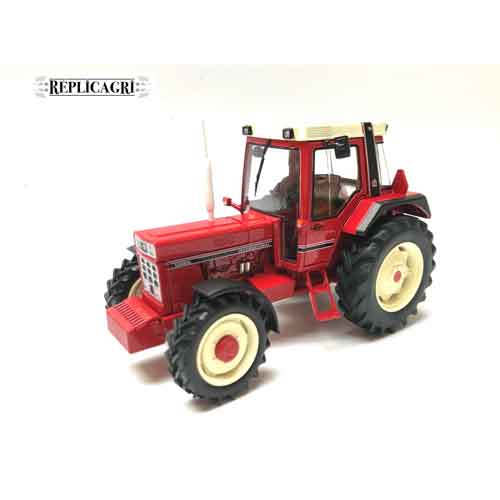 IH 1056 XL German Version - Tracteur - 1:32